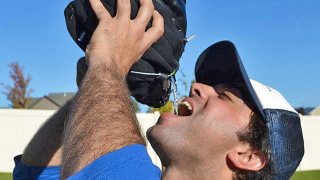 Illustration for article titled Everyone Will Fill a Baseball Glove Flask With Gatorade, Right?
